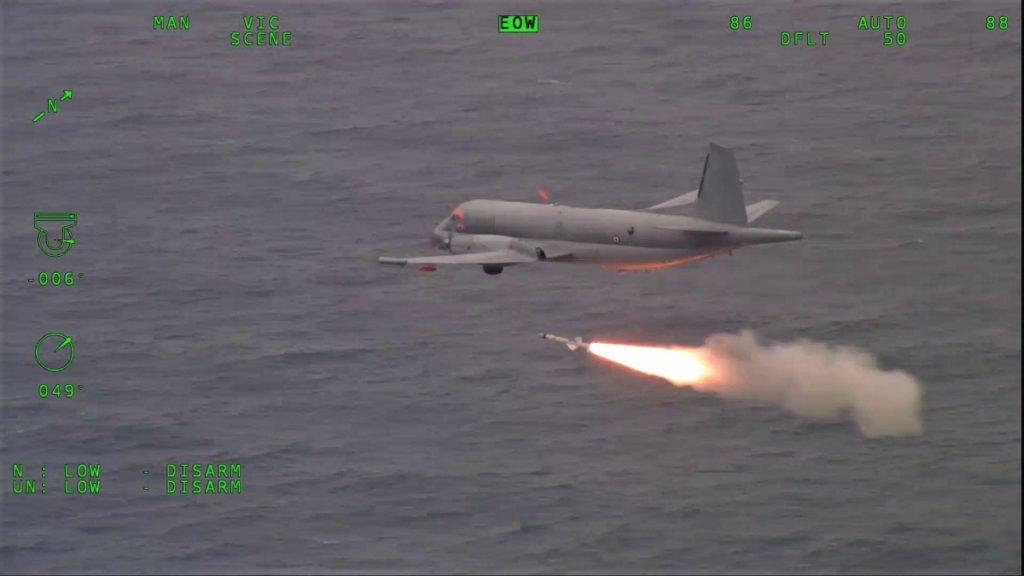 البحرية الفرنسية المطورة ATL2 MPA اختبار حرائق AM39 Exocet صاروخ مضاد للسفن