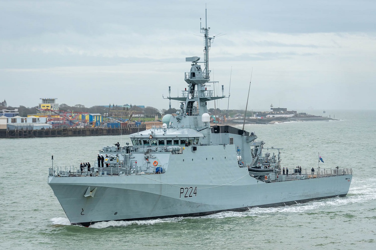 River Class Batch 2 Opv Hms Trent Commissioned With Royal Navy Naval News