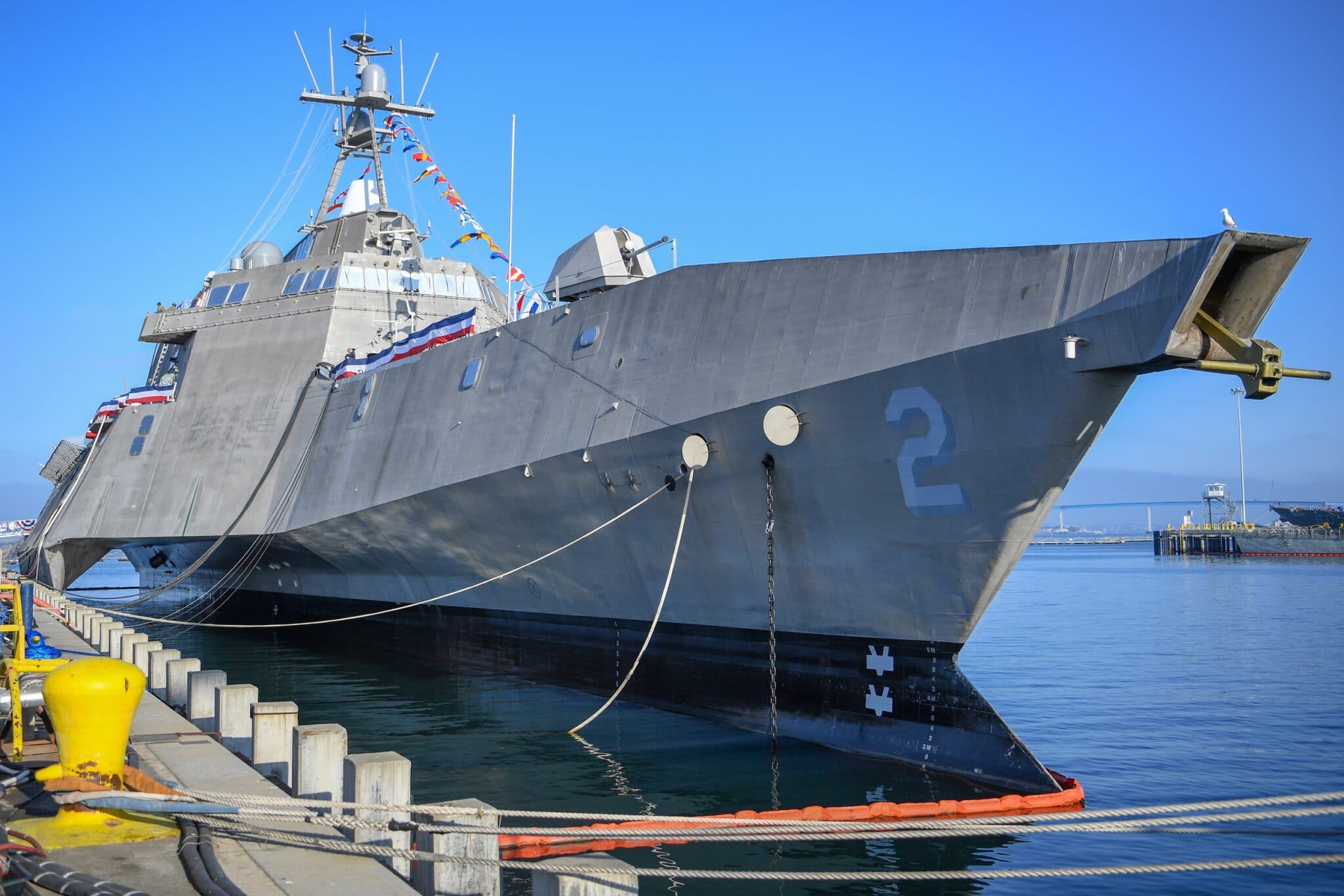 U.S. Navy Decommissions Littoral Combat Ship 'USS Independence' - Naval News