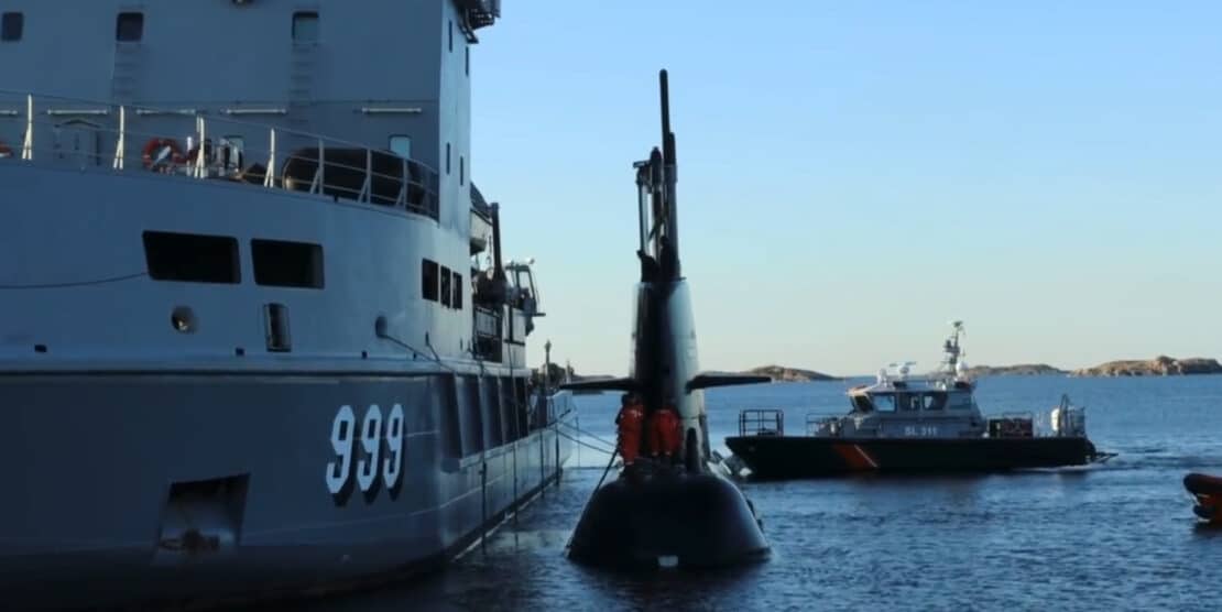 Finnish Navy Trains ASW with Swedish Submarine