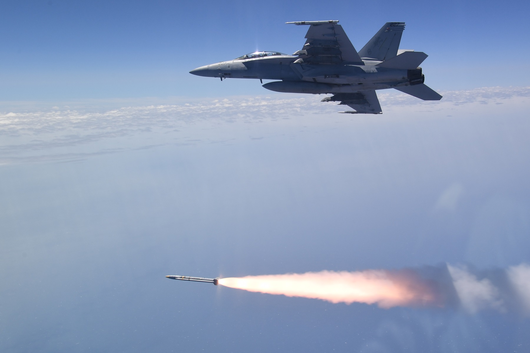 3rd Successful Missile Live Fire Test for AARGM-ER - Naval News