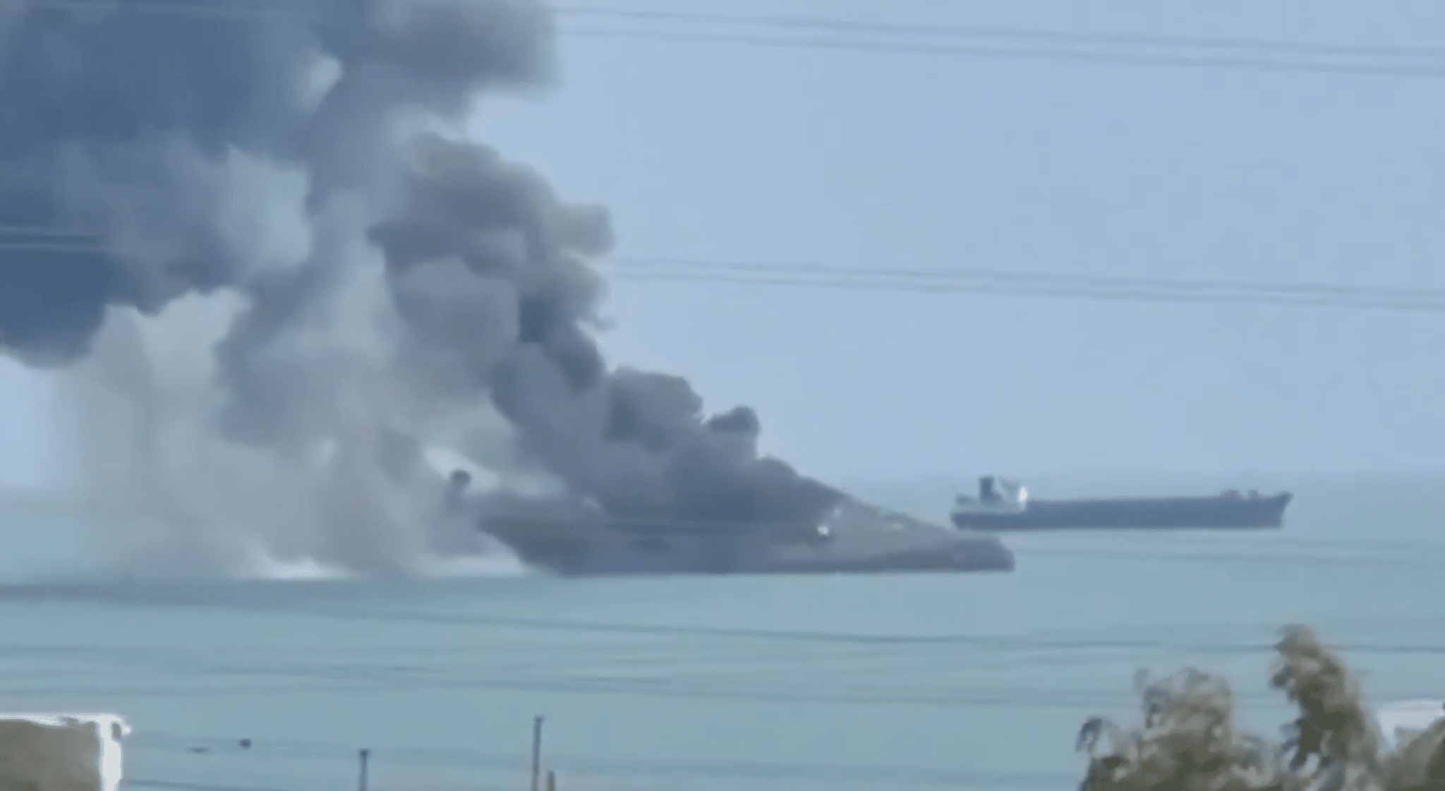 US Navy Destroys Iranian IRIS Haj Qasem Corvette in Gulf Strike