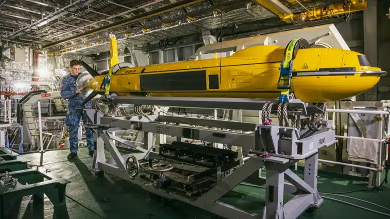 rMCM A18M UUV aboard Oostende