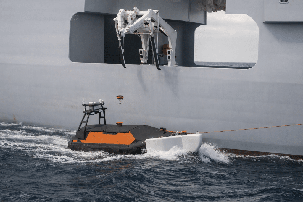 www.navalnews.com
